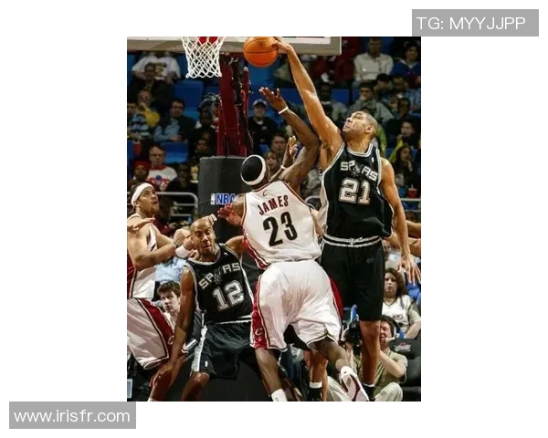 勇士与马刺的创意漫画之战展现篮球激情与团队精神的完美结合